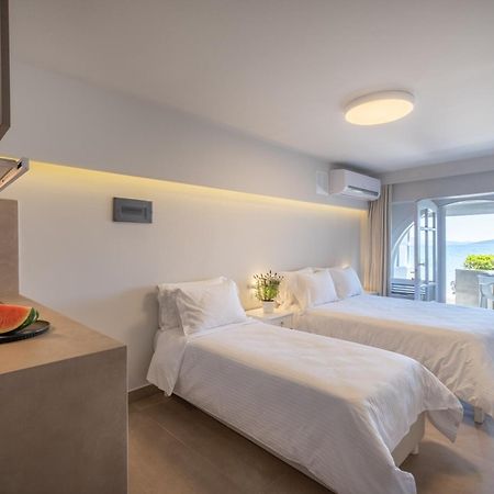 Nelly'S Apartments Толон Экстерьер фото