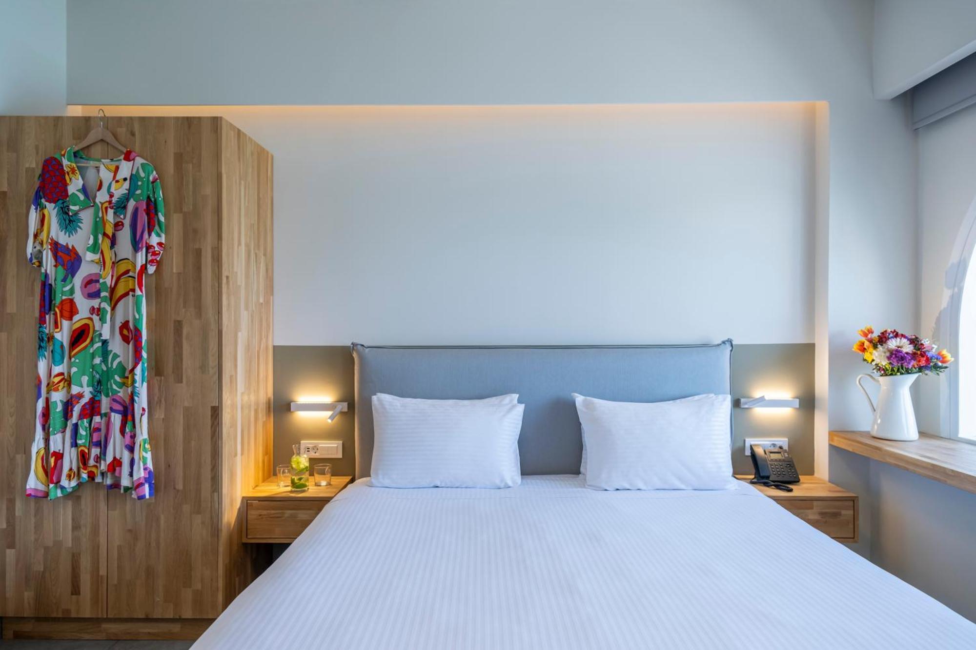 Nelly'S Apartments Толон Экстерьер фото